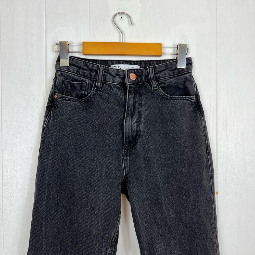 Zara High Rise Mom Jeans Sz 2 - Picture 5 of 11